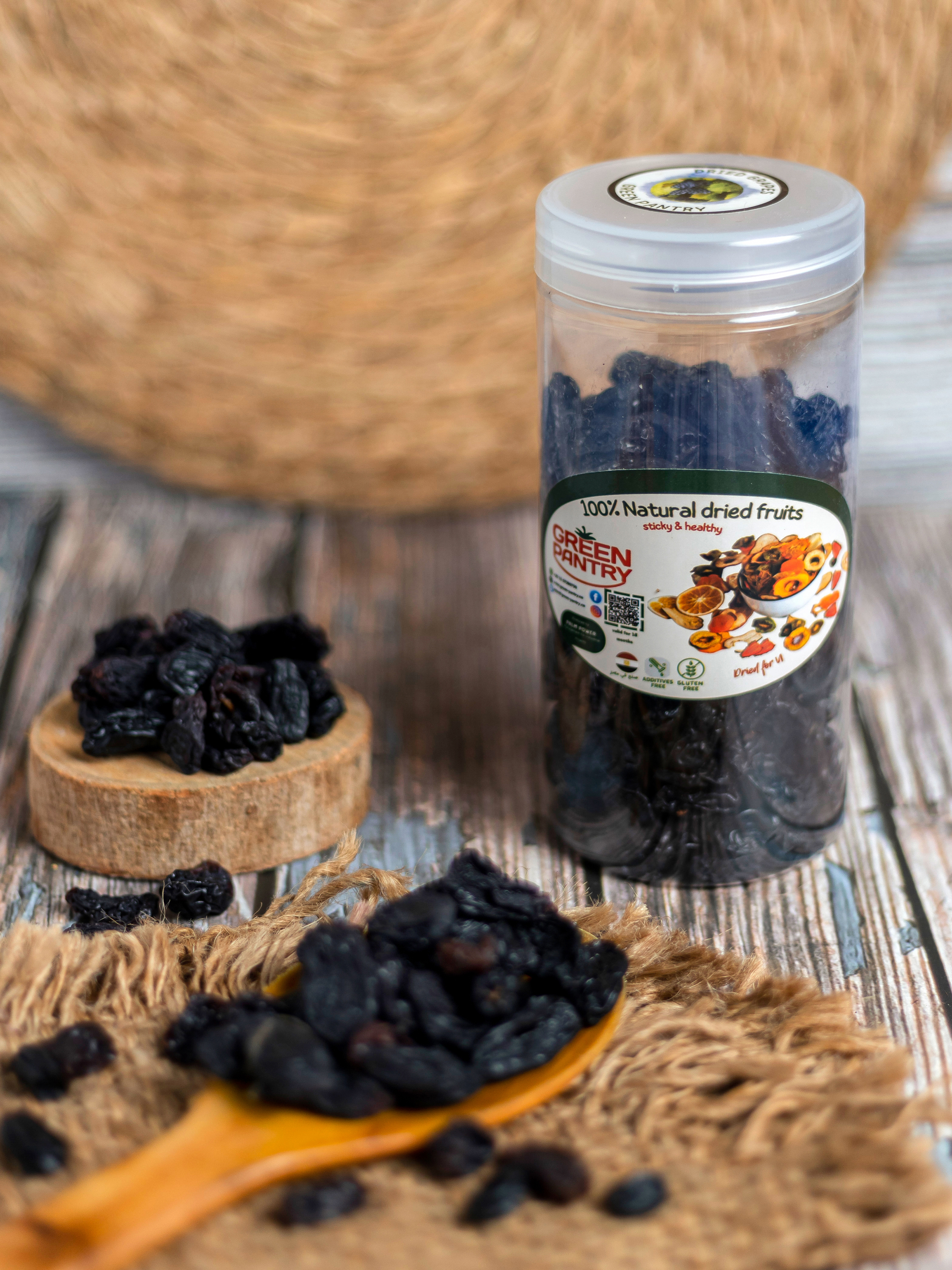 عنب بلاك مجفف